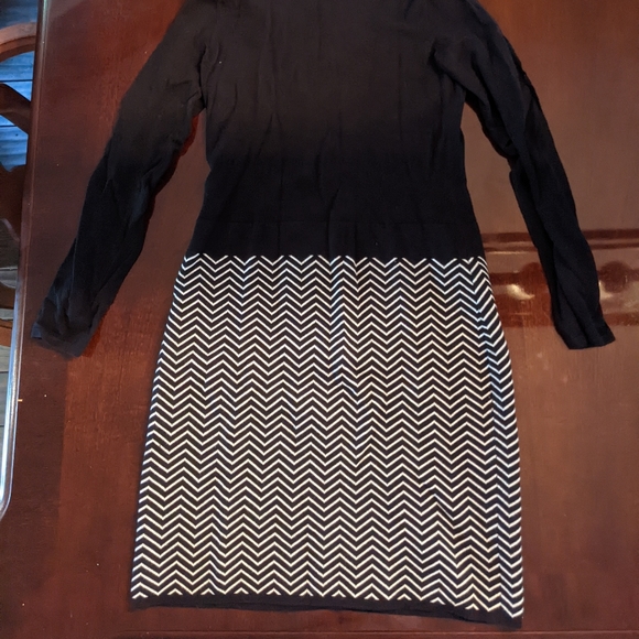 Ralph Lauren turtleneck sweater dress - Picture 2 of 3